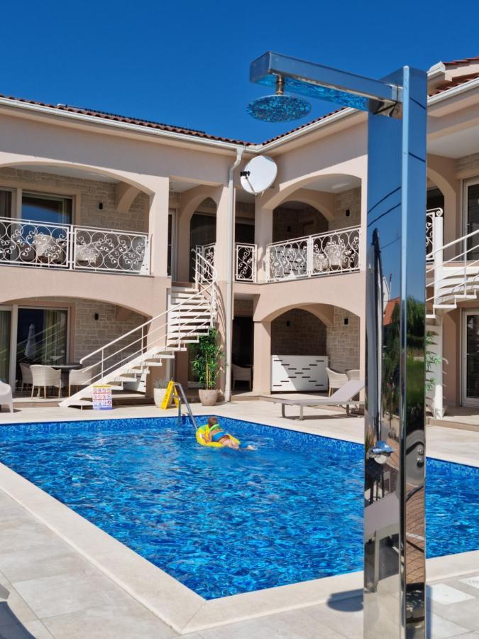 Villa Luka Lopar Exterior photo
